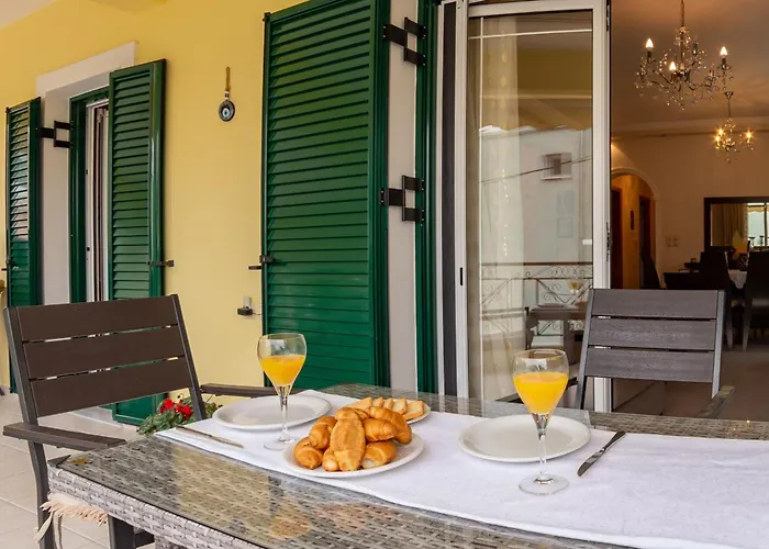 Rachi Apartments, Nydri (Lefkada)